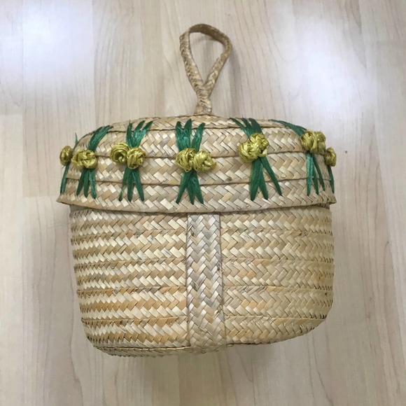 Vintage Floral Raffia Straw Circle Purse - Picture 2 of 7